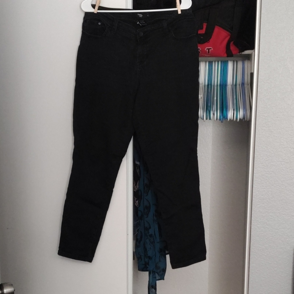 Black straight jeans